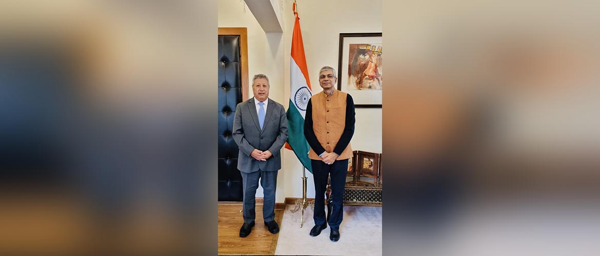  <div style="color: #fff; font-weight: 600; font-size: 1.5em;">
<p style="font-size: 13.8px;"> 

Amb. Pankaj Sharma received the new Ambassador of Algeria to Mexico H.E. Mr. Djamel Moktefi, an old friend from the disarmament days in Geneva. 

Wished him all success for his tenure in Mexico!


<br /><span style="text-align: center;">13.12.2023</span></p>
</div>