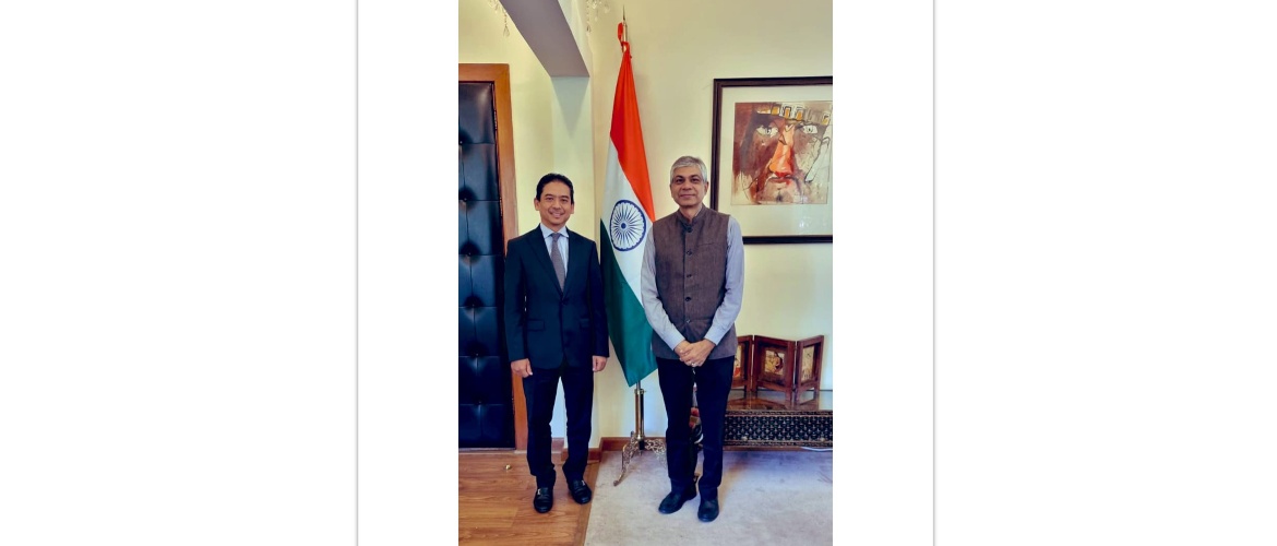  <div style="color: #fff; font-weight: 600; font-size: 1.5em;">
<p style="font-size: 13.8px;">
Amb. Pankaj Sharma  received Ambassador Mustafa Shah Mustafa, Ambassador of Malaysia to Mexico for a farewell call.

Amb Pankaj Sharma wished Amb. Mustafa all success for his next assignment as Ambassador to India. 
    <br /><span style="text-align: center;">12.09.2023</span></p>
</div>