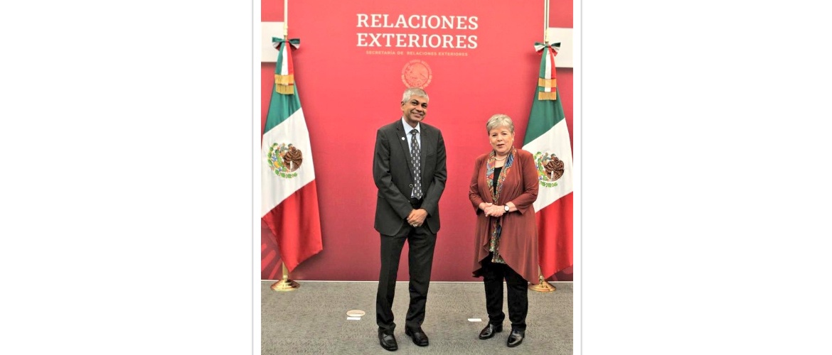  <div style="fcolor: #fff; font-weight: 600; font-size: 1.5em;">
<p style="font-size: 13.8px;">Amb. Pankaj Sharma met H.E. Ms. Alicia Barcena, Hon'ble Minister of Foreign Affairs of Mexico.

As an important country in LAC, India is committed to deepening our multi-faceted Privileged Partnership and we look forward to strengthening this relationship under her leadership. 

 <br /><span style="text-align: center;">07 July 2023</span></p>
</div>