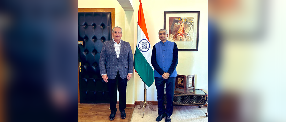  <div style="color: #fff; font-weight: 600; font-size: 1.5em;">
<p style="font-size: 13.8px;"> 

Amb. Pankaj Sharma had a productive meeting with Mr. Jaime Salazar & Mr. Federico Gonzalez from Vanexpo, the chief organizers of the upcoming Expo Eléctrica in Mexico.

Expo Eléctrica focuses on sustainable solutions & clean energy especially solar.Discussed the possibilities of collaboration in this area.


<br /><span style="text-align: center;">05.01.2024</span></p>
</div>